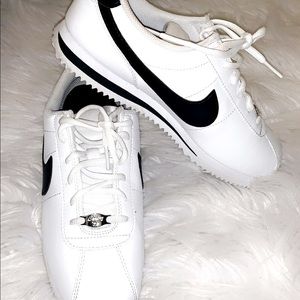 Nike Cortez Sneakers